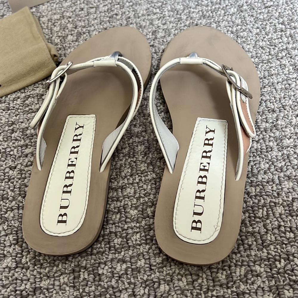Burberry Lancaster Nova Flip Flop Sandals Shoes Slides 37 White Tan Classic - Picture 2 of 13